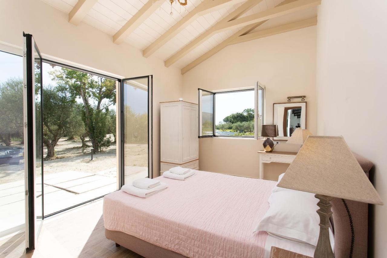 Aneli Luxury Villas - Villa Semeli Áyios Kírikos Esterno foto